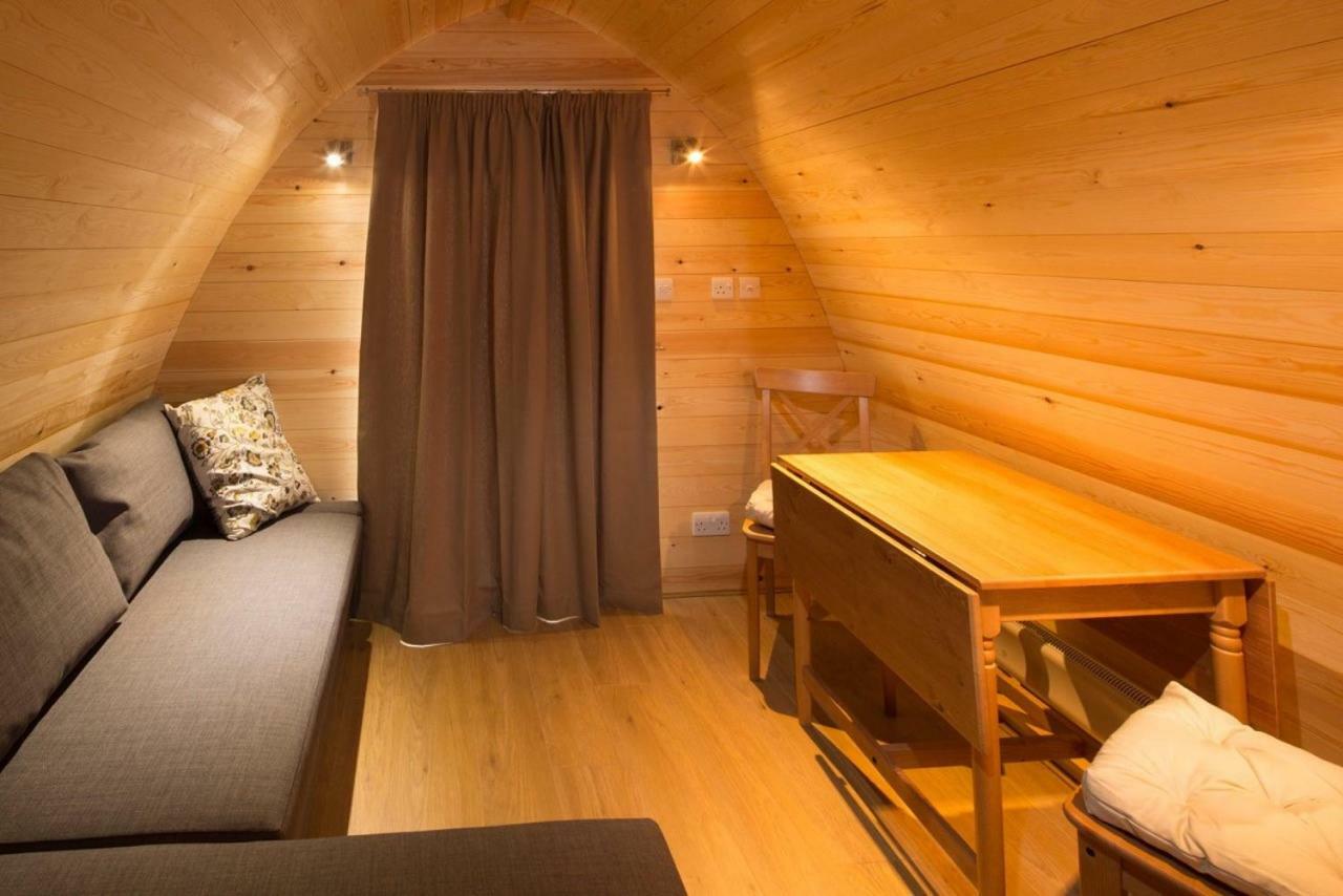 Buttercup Glamping Pod Hotell Cheltenham Eksteriør bilde