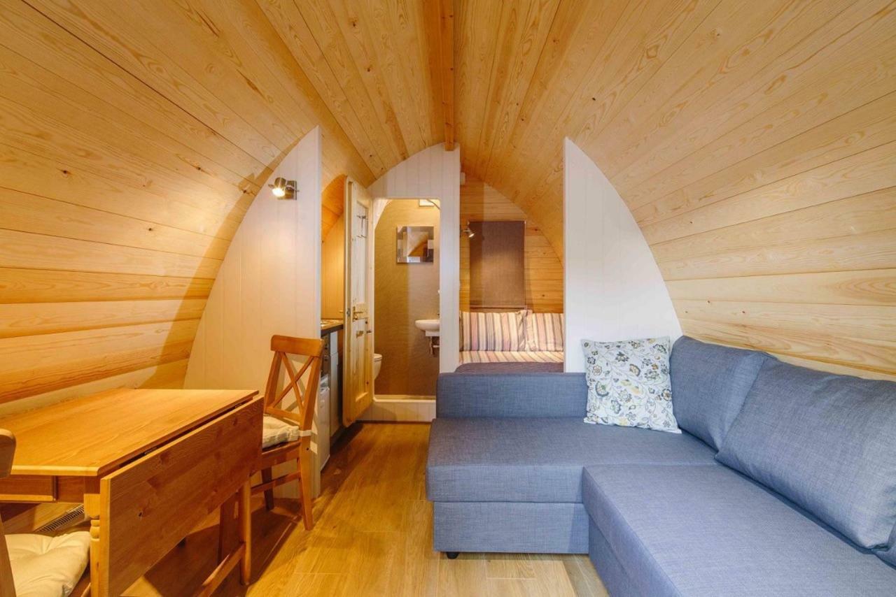 Buttercup Glamping Pod Hotell Cheltenham Eksteriør bilde